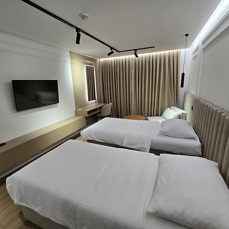 Hotel In Zepce Kültér fotó