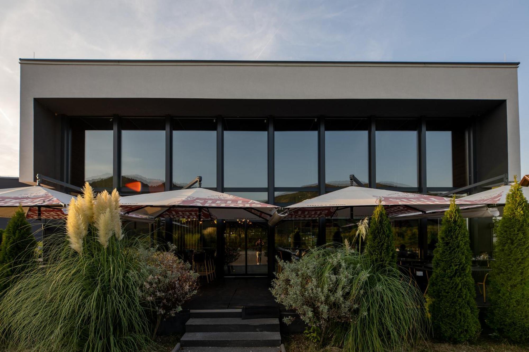 Hotel In Zepce Kültér fotó