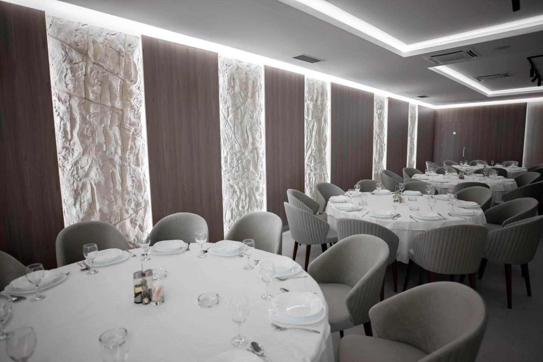 Hotel In Zepce Kültér fotó
