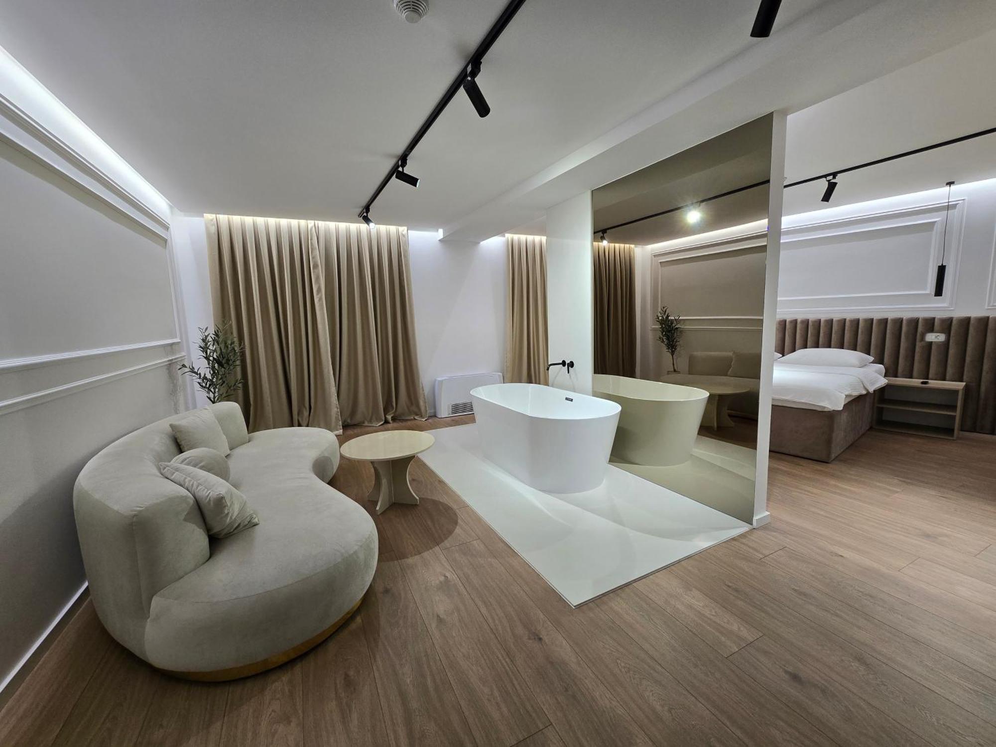 Hotel In Zepce Kültér fotó